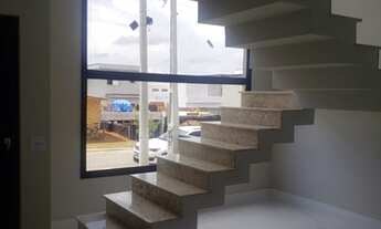 Imagem 7: Casa de condomínio para venda tem 230 metros quadrados com 3 quartos