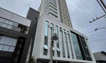 Imagem: Meia Praia 4 Suítes, 3 garagens bem localizado