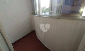 Imagem 6: Excelente 3 quartos sala 2 ambientes com varandinha, 2 banheiros sociais, dependência Vaga