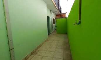 Imagem 6: Casa para aluguel possui 200 metros quadrados com 6 quartos