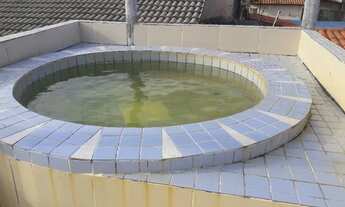 Imagem: Casa com 3 quartos e piscina na praia de