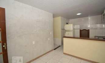 Imagem 2: Casa de Condomínio para Aluguel - Vila Valqueire, 1 Quarto, 80 m2