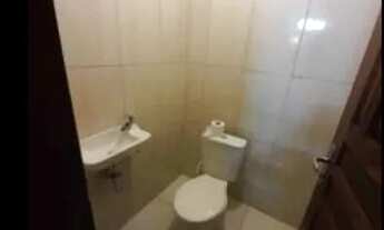 Imagem 6: Alugo excelente casa no centro de Comendador Soares