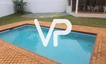 Imagem: Casa à venda ou locação em Alphaville