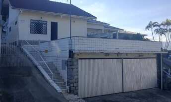 Imagem 2: Casa para venda possui 130 metros quadrados com 3 quartos em Centro - Santo Amaro da Imper