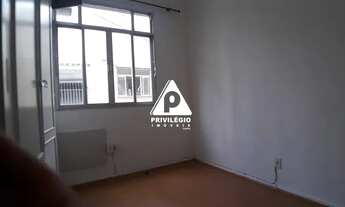 Imagem 4: Apartamento à venda, 2 quartos, 2 salas, cozinha, área, dependência, 2 banheiros, 75m², Bo