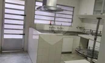 Imagem 10: Casa Espetacular na Vila Madalena. Piscina, área de lazer, churrasqueira, 4 dormitórios e