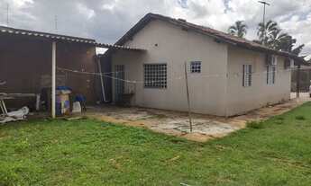 Imagem 2: Aluga-se universitária