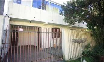 Imagem: Amplo sobrado em região tranquila