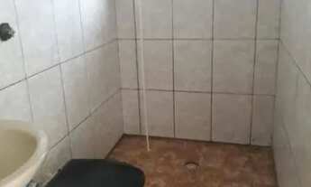 Imagem 2: Troco por Carro - Casa de 2 quartos no Jd Amanda 2