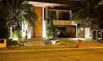 Imagem 4: Casa de condomínio para aluguel tem 622 metros quadrados com 4 quartos