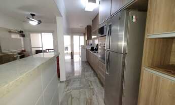 Imagem 7: Apartamento á venda semi novo todo mobiliado na Vila Tupi - Praia Grande - SP