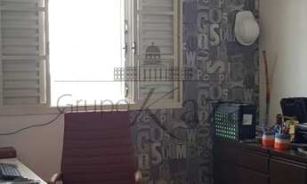 Imagem 7: Casa - Bosque dos Eucaliptos - 3 Dormitórios - 250m²