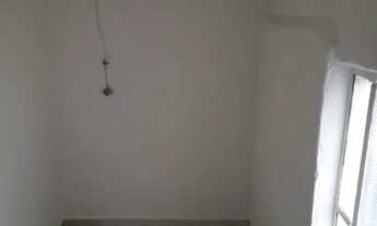 Imagem 3: Aluga se casa de fundos R$ 650