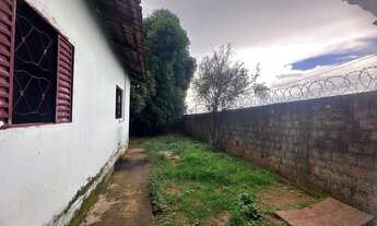 Imagem 2: Casa de 3 quartos, sendo 2 suítes, com 191 m² de área construída no Jardim Caravelas Casa