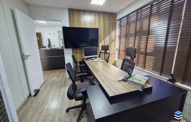 Imagem 10: Conjunto de salas com total de 64m2 no Funcionários com 2 vagas de garagem