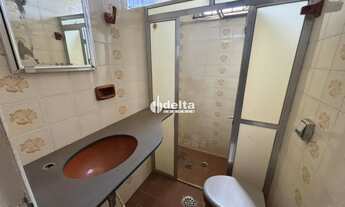 Imagem 2: Prédio disponível para venda e locação no bairro Nossa Senhora Aparecida em Uberlândia-MG