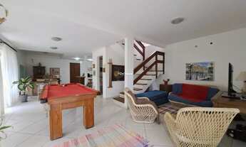 Imagem 6: Casa à Venda com 3 Suítes - 240m², R$2.150.000,00