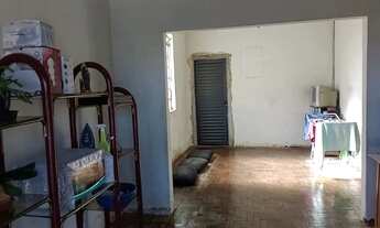 Imagem 2: Imóvel para venda com 254 metros quadrados com 3 quartos em Setor Coimbra - Goiânia - GO