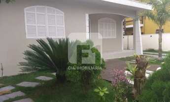 Imagem: Casa de 4 dormitórios à venda no Rio Tavares