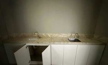 Imagem 6: Ponto Comercial para Locação em Fortaleza, Damas, 1 banheiro