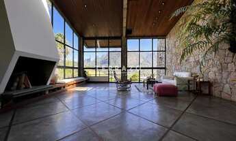 Imagem: Casa à venda, 5 quartos, 2 suítes, 4 vagas