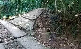 Imagem: Terreno à venda na Estrada do Morgado