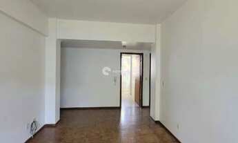 Imagem 3: Apartamento Central com Fácil Acesso a Ônibus e Principais Serviços