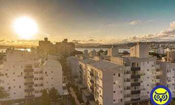 Imagem 7: Cobertura Mobiliada com 03 dormitórios em Abraão