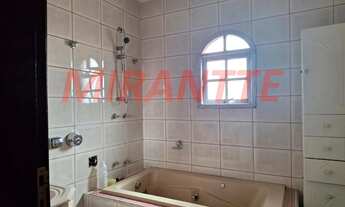 Imagem 6: Sobrado para venda possui 250 metros quadrados com 3 quartos