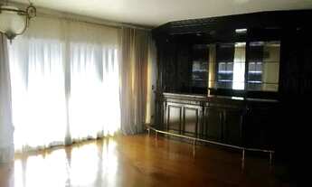 Imagem 6: Imóvel Espaçoso de 220m² com 4 Dormitórios e 3 Vagas - Vila Mariana