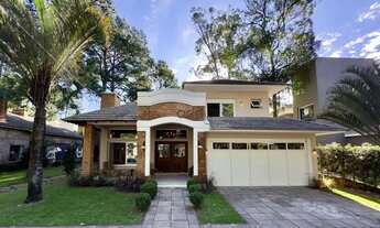 Imagem: Casa mobiliada e decorada com 4 suítes