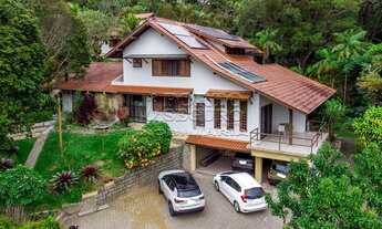 Imagem: FLORIANóPOLIS - Casa Padrão - Córrego