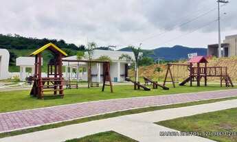 Imagem 3: Condomínio Royal Garden - compre o lote e ganhe o projeto da casa !