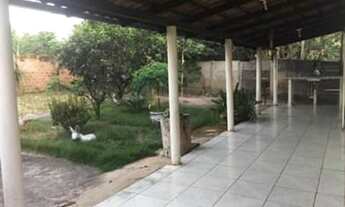 Imagem 5: Casa 2/4 Centro de Uruaçu GO