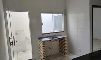 Imagem 2: Kitnet/conjugado para aluguel possui 100 metros quadrados com 2 quartos em Arapoanga - Bra