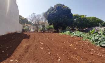 Imagem 2: Meio Terreno pronto para construção a 200mts da Av. Cerro Azul - Rua dos gauchos