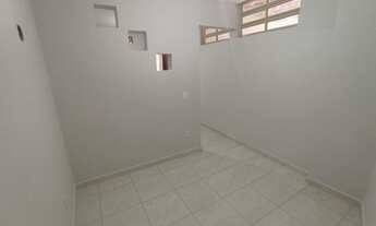 Imagem 6: Casa, 02 quartos, sala, cozinha, varanda, área de serviço, vaga garagem para moto