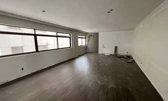 Imagem 3: Apartamento 3 Suites 240m2 reformado no Centro de Florianópolis