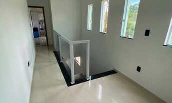 Imagem 4: Casa com 5 quartos sendo 3 suítes, terreno grande, local muito tranquilo