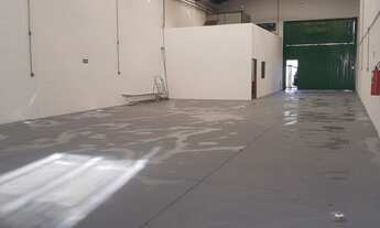 Imagem 5: Galpão 300 m Galpão / depósito com 3 vagas na garagem