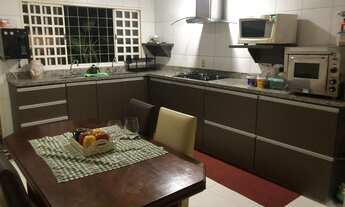 Imagem 2: Rua 06 &#150; Aconchegante Casa T?rrea Estilo Colonial