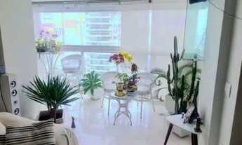 Imagem 2: BORA BORA BARRA - 02 QUARTOS (1 SUÍTE), ARMÁRIOS CORTINA DE VIDRO, ANDAR ALTO VISTA PISCIN