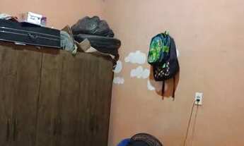 Imagem 4: Vende-se uma casa numa vila