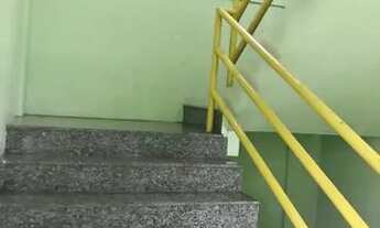 Imagem 6: Apto 2/4 em prédio de kitnets para estudantes