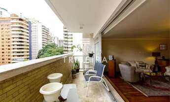 Imagem 7: Imóvel um por andar de 307m², com 3 dormitórios (sendo 1 suíte)