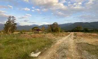 Imagem: Vendo lindo Lotes com Terra Planagem