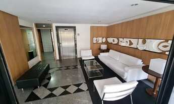 Imagem 3: Vende-se Amplo Apto de alto padrão no bairro de Ponta Verde. 180m². 03 Vagas de garagem.&l