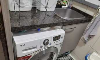 Imagem 4: Apartamento projetado com closet amplo na suite do casal no Bairro Jóquei Clube