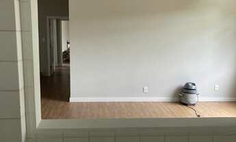 Imagem 4: Amplo apartamento no Centro, 3 dormitórios sendo 1 suíte, sala de estar e jantar, banheiro